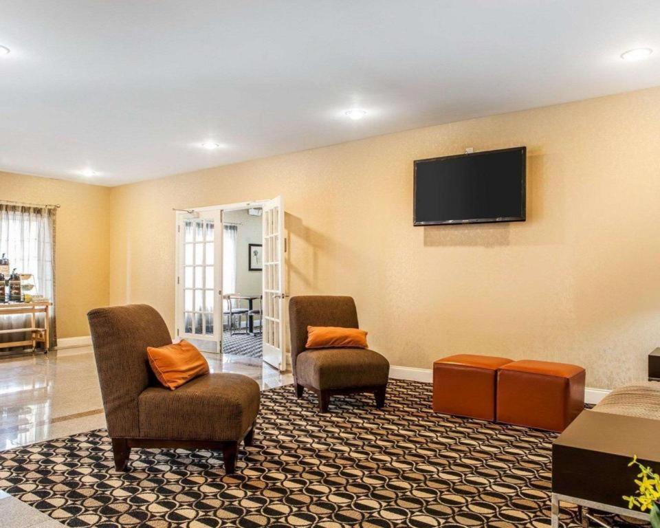 Quality Inn & Suites Bremen Zewnętrze zdjęcie